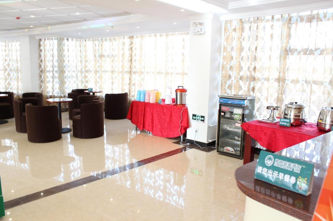 Greentree Inn Shanghai Pudong Airport Wild Animal Park Express Hotel Nanhui Buitenkant foto